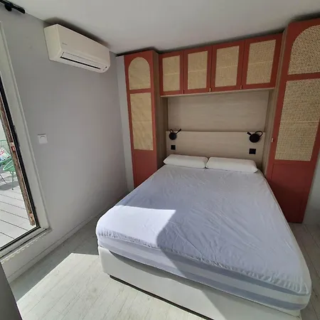 בית נופש Superbe Maison A En Roussillon *